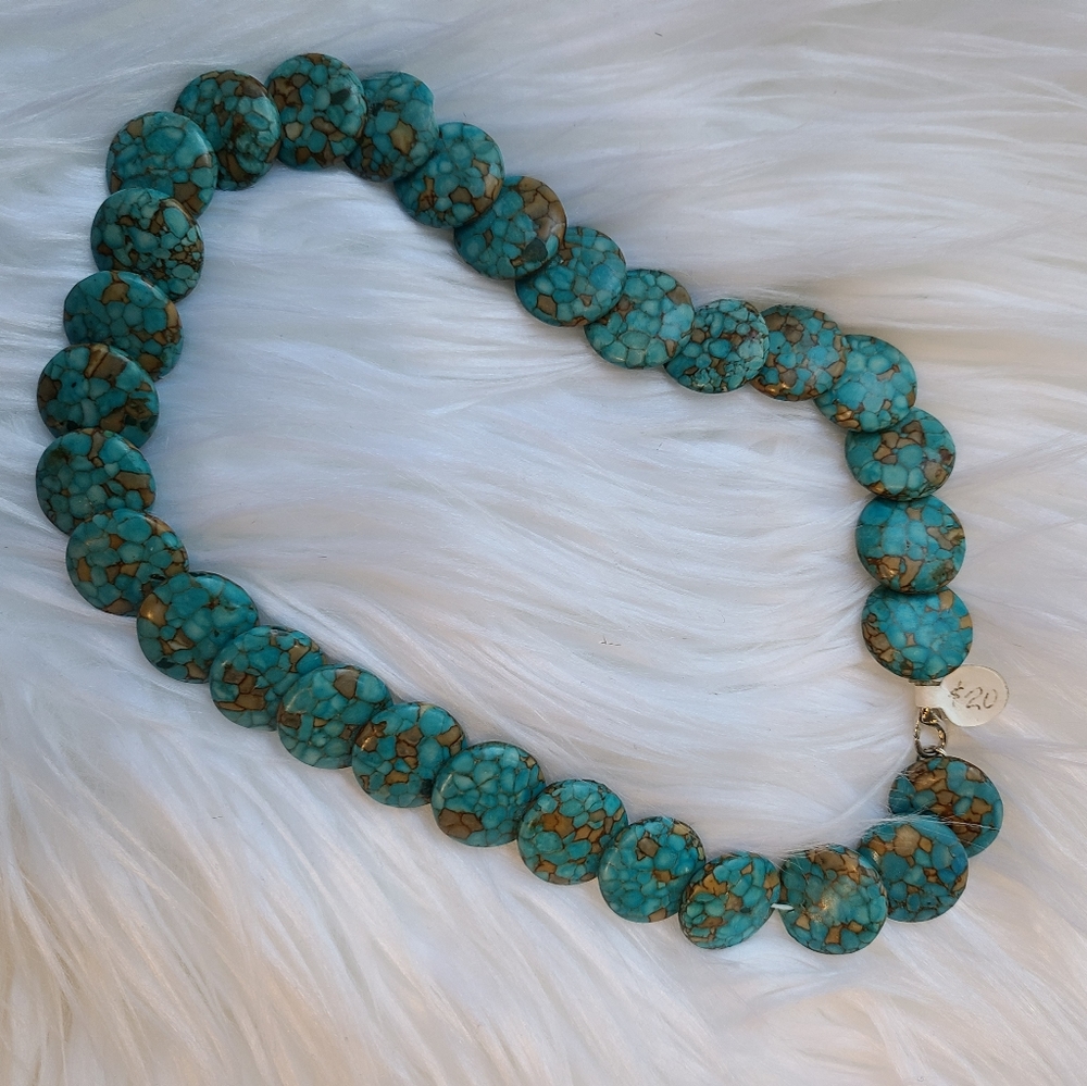 Turquoise round necklace